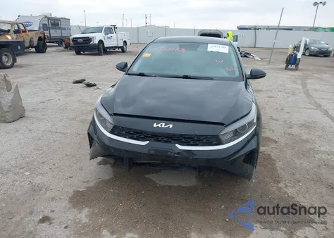 2023 Kia Forte Lxs from USA, damaged, VIN 3KPF24AD8PE513320